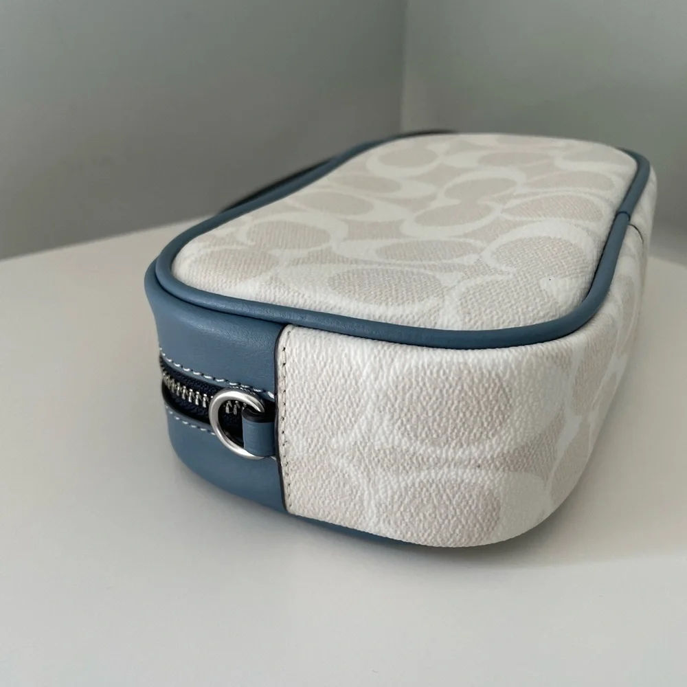Coach wristlet blue